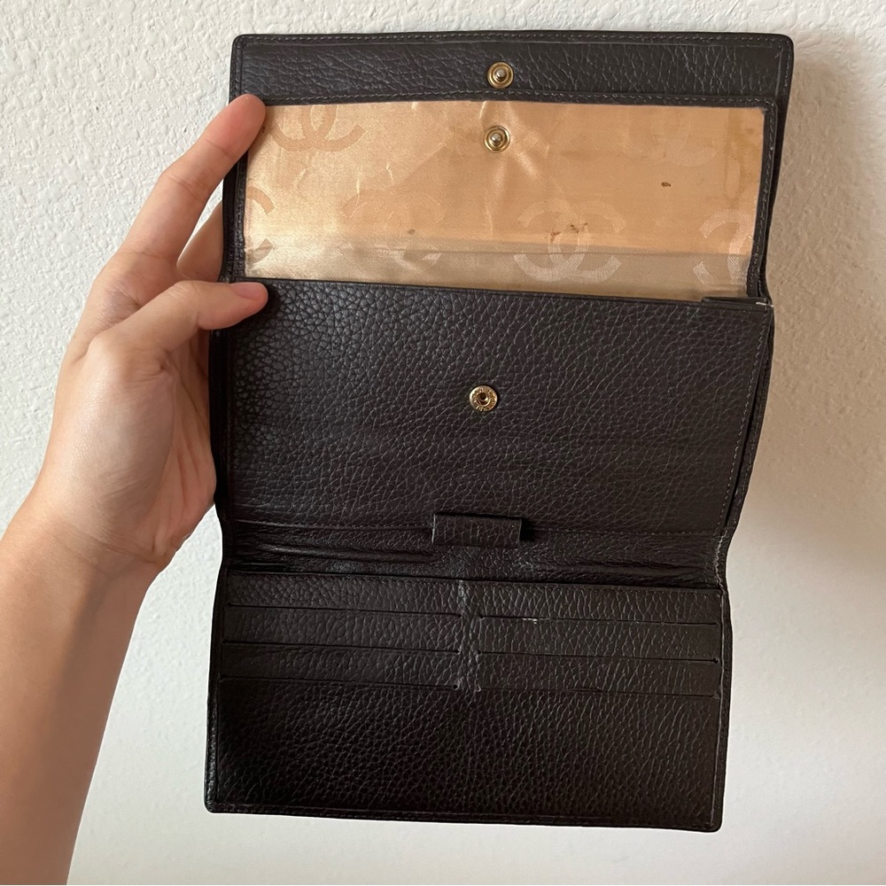 VINTAGE CHANEL Dark Brown Genuine Leather Clutch Wallet with Gold Logo - Picture 7 of 12